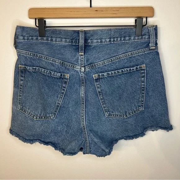 Old Navy Higher High-Rise Sky-Hi A-Line Eliza Cutoff Denim Jean Shorts, Size 10 - Picture 3 of 5